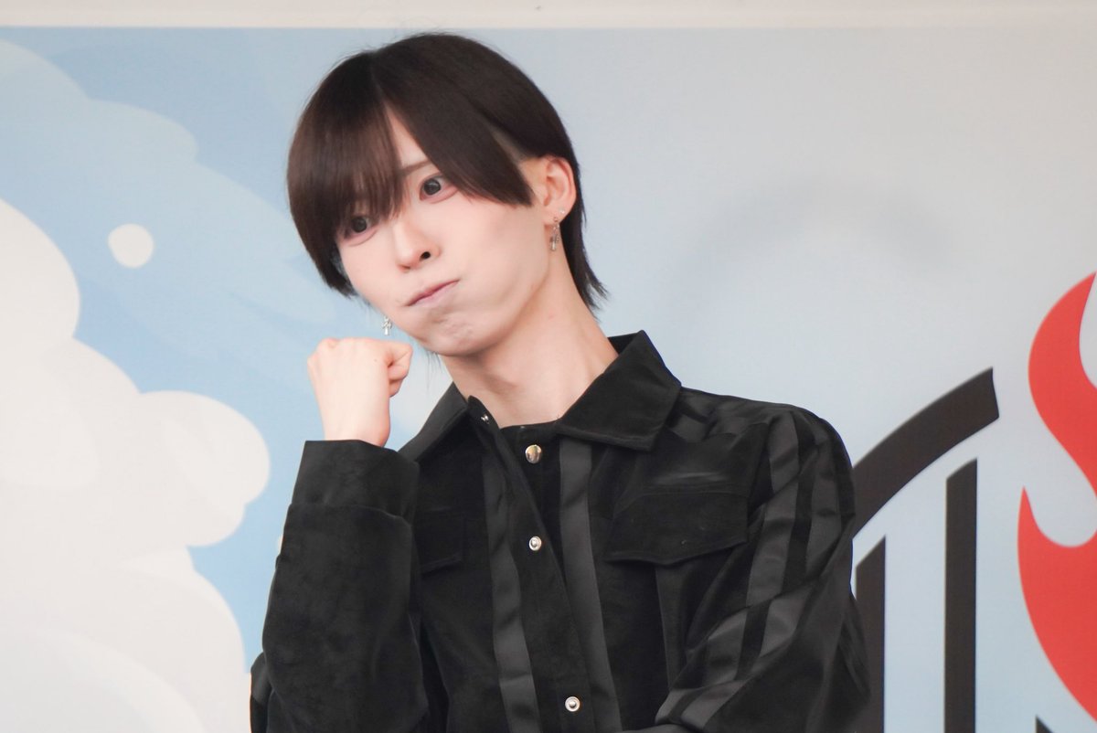 ___kstobsn___'s tweet photo. この日のカヲルさん表情豊かでとってもCUTEだった(⸝⸝･༥･⸝⸝)❤︎ https://t.co/ia5t5bha8d