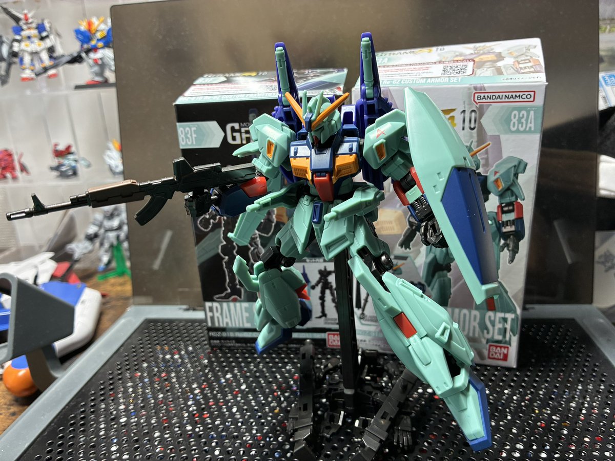 kou_ja's tweet photo. #GフレームFA
#リ・ガズィ・カスタム
 初めて買って見たけど、出来が良いね
 
余剰部品が台座になるのも面白い https://t.co/zt1I1XZPVi