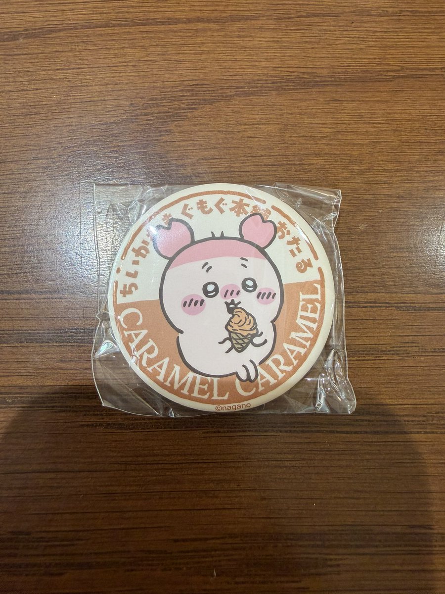 trhk8419's tweet photo. 【交換】ちいかわもぐもぐ本舗 小樽 缶バッジ

【譲】古本屋

【求】シーサー

いまもぐもぐ本舗小樽付近におります。
本日手渡し可能な方のみ。
お心あたりのある方いましたらお声がけ下さい◎ https://t.co/swVkCQ8EEM
