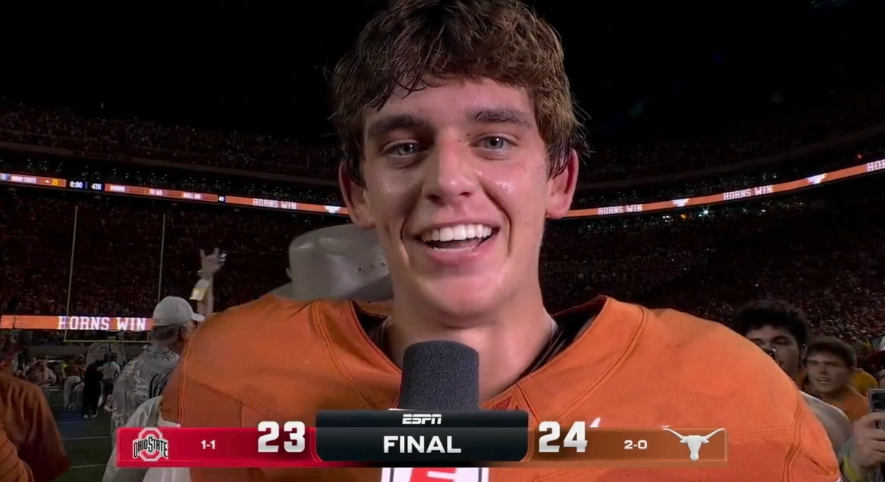 omerfremo's tweet photo. COMPLETED THE COMEBACK 😤
This is all about College Football
#texaslonghorns

🤘 #HookEm https://t.co/9PmznOA4n9