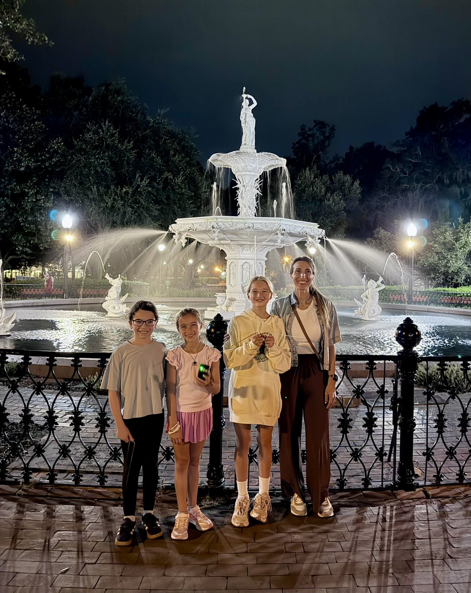 SpiritXperience's tweet photo. We had a SP👻👻KTACULAR night with our SPECTACULAR Guests! We truly enjoyed our night with y’all!! Thank you for sharing your evening with us!!! https://t.co/fpTvdjZgjF