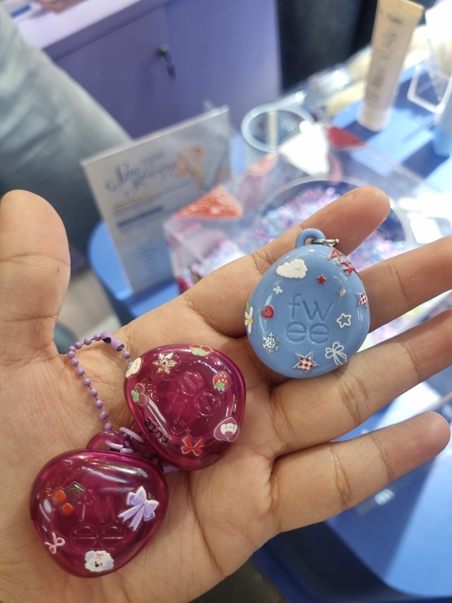 rak_bukuku's tweet photo. promo fwee dan numbuzin

- setiap beli fwee 3 item bisa dapat 1 free glowy jelly pot #custard

- setiap beli 1 lip fwee dapat free keyring pudding pot

- setiap pembelian 1 numbuzin + 1 fwee dapat lucky draw free fullsize product

# wts sale clearance promo komunitas harga murah https://t.co/hLNGS84foW