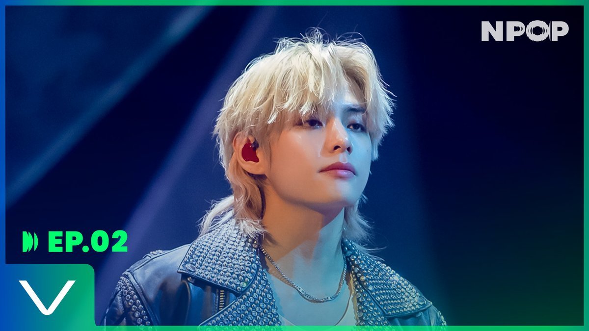 alexapolezhaeva's tweet photo. @bts_bighit #V #TAEHYUNG 
#KimTaehyung #THV 
#V_Layover #V_Blue 

"[𝙉𝙋𝙊𝙋 𝗘𝗣.𝟬𝟮 𝘿-𝗗𝗔𝗬]

V's 'Blue' stage is being revealed for the first time🔥

V's professional genius moment💜 

https://t.co/mEJ7h8XOQo…

#NPOP #엔팝  #V #뷔 @bts_bighit" 

2023.09.13

https://t.co/83vbva0ei6 https://t.co/ms1bqkvZXI
