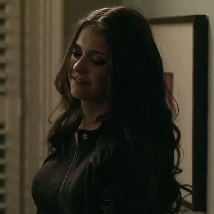 vampzrp's tweet photo. oh katherine pierce the women that you are https://t.co/MHFno0PZCa