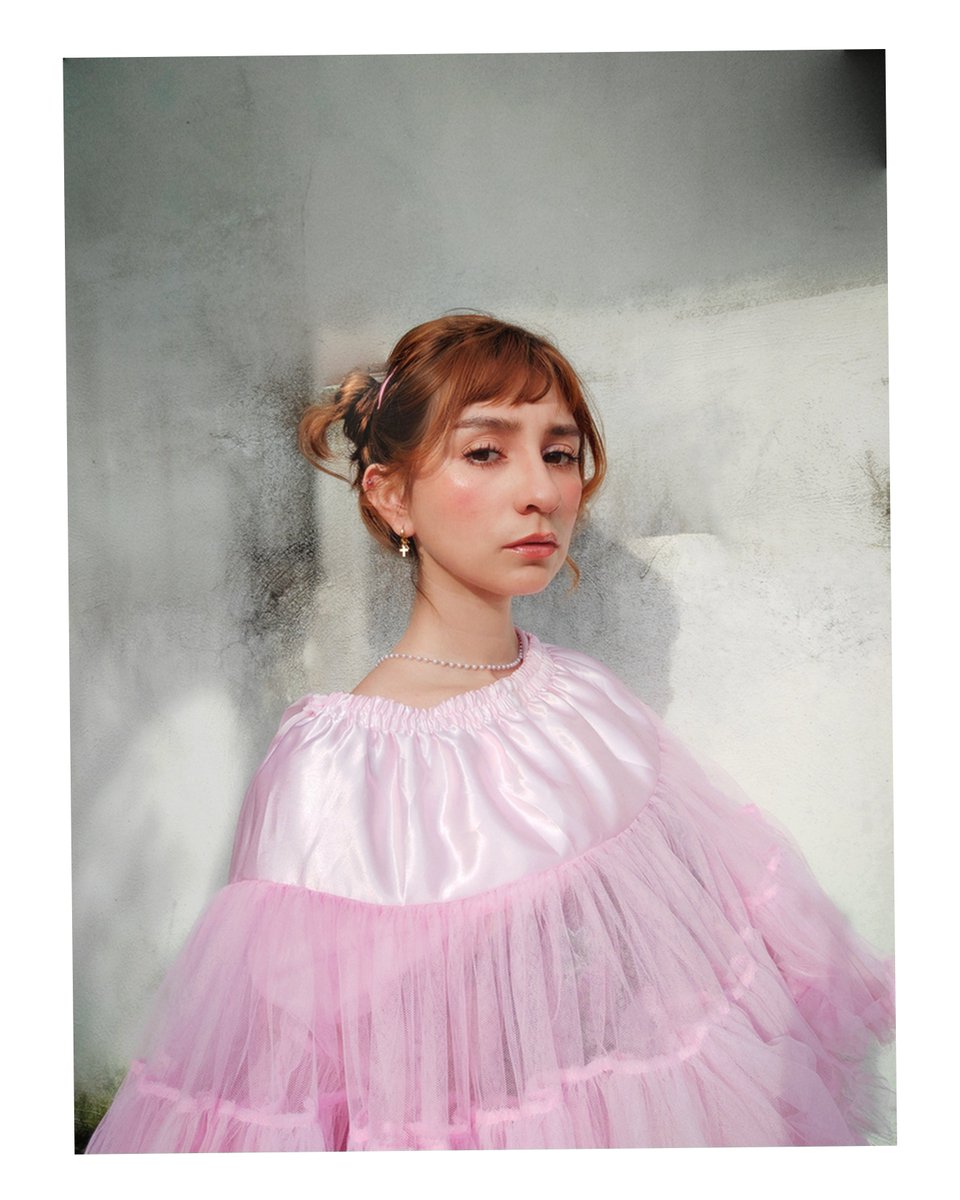 TheCluest's tweet photo. mi intención es darle un feeling editorial a mis fotografías ❤️❤️❤️

#art #autoretrato #selfportait #photoinspiration #fypシ゚viralシfypシ
          https://t.co/TL37lDli8n https://t.co/pEY0Zm7LQB