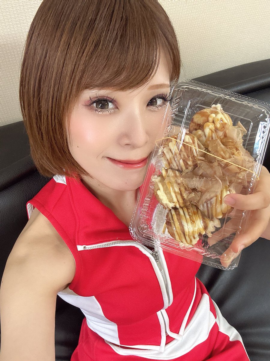 PG_miyo7's tweet photo. ブレイズさんのたこ焼き🐙
大好きなのー🤤🩷🩷🩷

いただきます🤤🫶✨✨✨ https://t.co/v50G8T8oR2