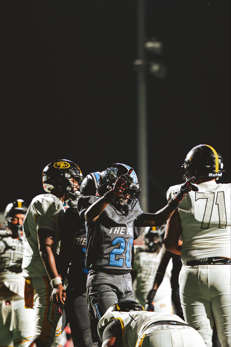 DeuceSingleton's tweet photo. Wk 3 vs @SFAfootball_MD Regional Putting more stats on the sheet week by week 😤💪🏾#faithoverfear #Freshmanupnxt
@LoudounSportsAC @CoachJackson26 @CoachEroy25 @CoachMarcmazin5 @CoachTFields @RocCarmichael https://t.co/x3cU85lH9K