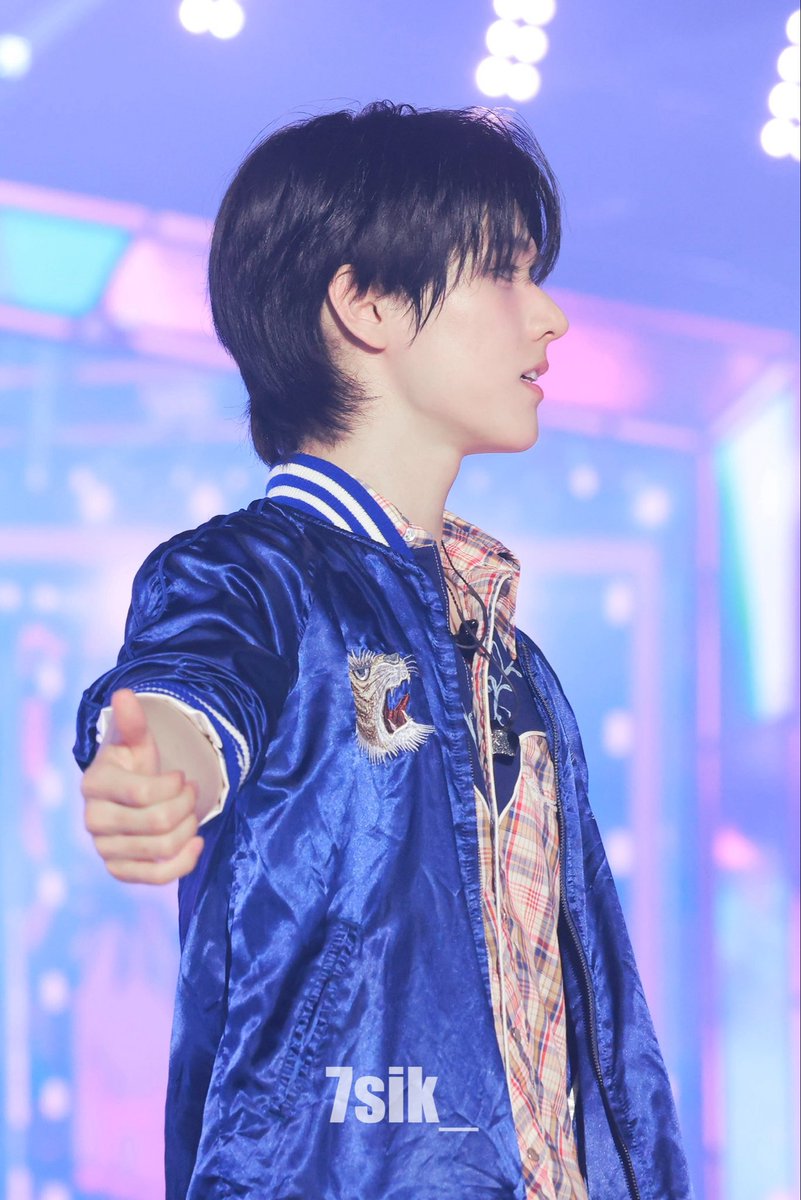 7sik_'s tweet photo. 260912 yes…? 옆태미남

#진식 #JINSIK #싸이커스 #xikers https://t.co/qiYugdxivb