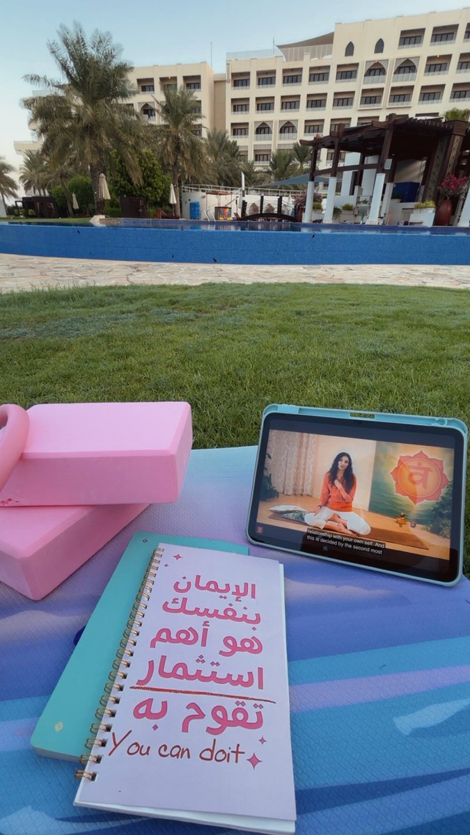 fayalwosaifer's tweet photo. صَباح السعادة يا حَياة ✨

الآن اجلس بكامل تركيزك مع الوجبة ،اتصل بالصديق ، أنجز عملك جيدًا، قل الحقيقة الصعبة بلطف.
اليوم اختر لحظة واحدة وتعامل معها كما لو لن تتكرر مرة أخرى، لأنها قد لا تتكرر. https://t.co/p7upFlaMjA