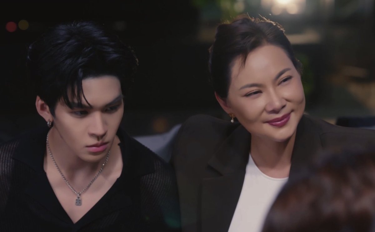 savewrg's tweet photo. MR FANBOY CHAPTER 3
#MrFanboyEP3
กอดแม่ทำอาย                         กอดผู้ชายแน่นอิ่งติ้ง https://t.co/OzOhyDja5y