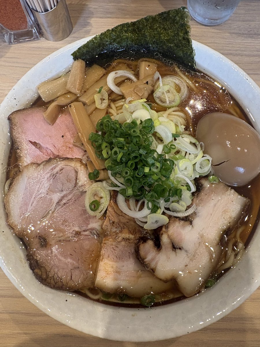 Mamonaga2's tweet photo. @jammy_basso 

新しいラーメン🍜 https://t.co/J43H3tXU93