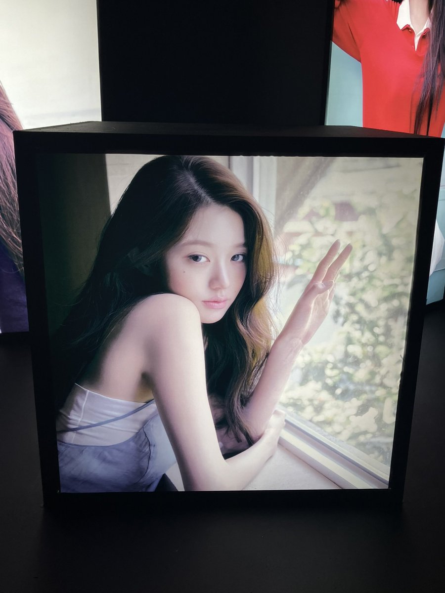 wonandyoung's tweet photo. 안녕즈 전시회 갔다왔어요
내가 좋아하는 여자가 잔뜩//♡ https://t.co/IO2ajfo9Xp