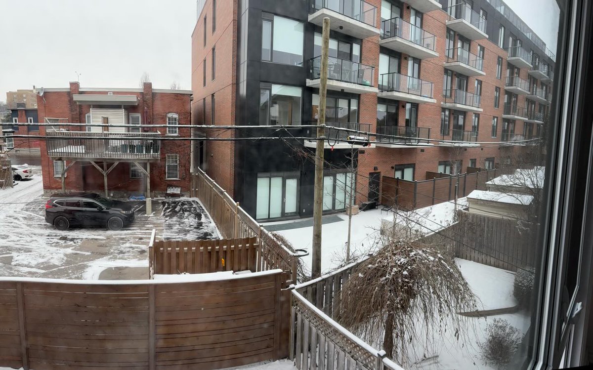 dorelkis2's tweet photo. You can’t stop progress I guess… the row of old houses behind our house replaced with a condo 😢 https://t.co/h2156FrdH9
