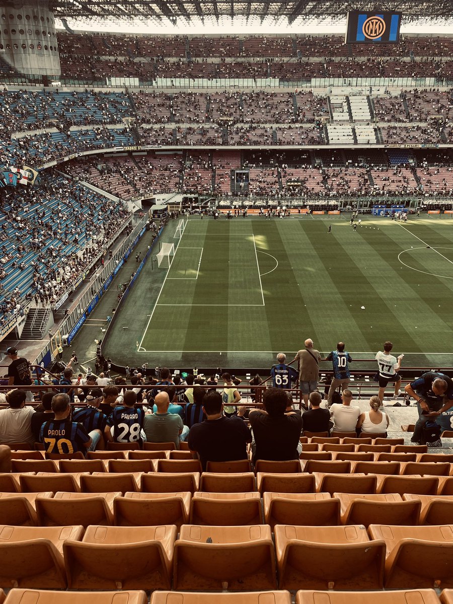 ma_sti_ca_'s tweet photo. Cedo a 40€, comprese di spese di passaggio, abbonamento per Inter Udinese.
Settore 272, fila 14, posto 6
Contattatemi se interessati https://t.co/WKXjmjYpTv