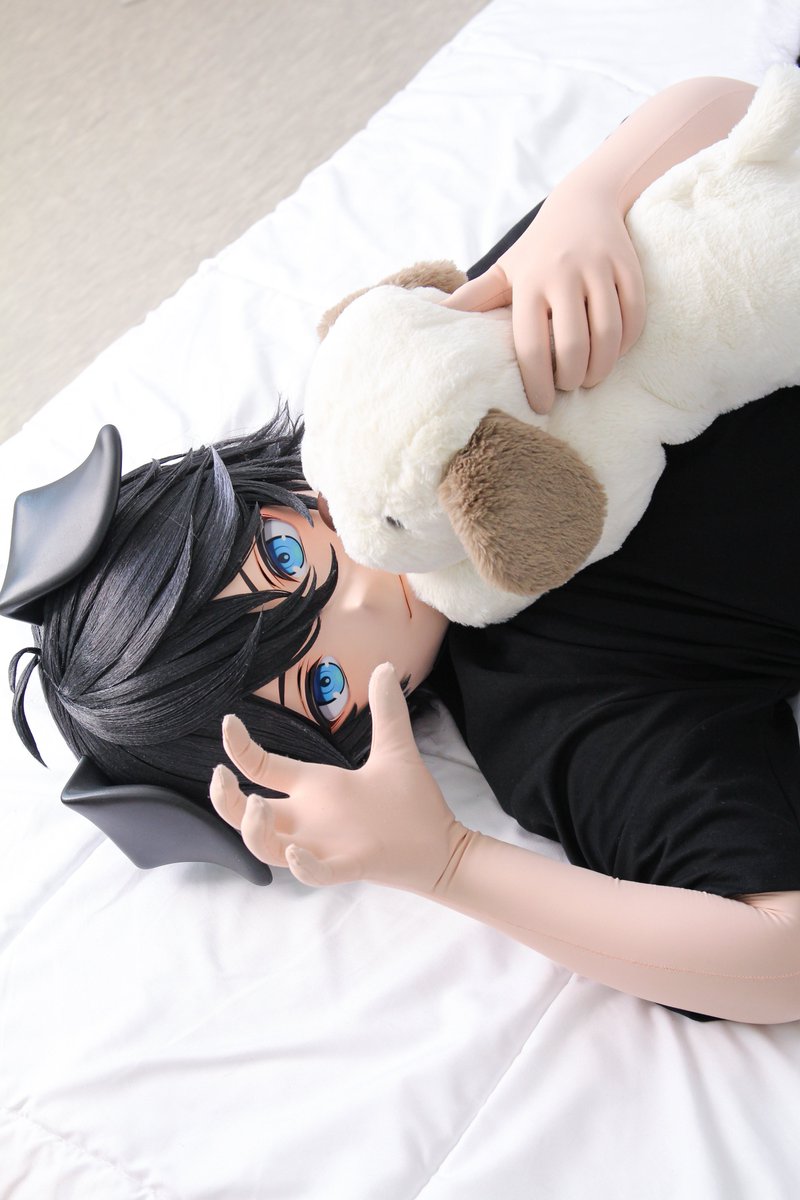 kuroku11banri's tweet photo. 🗨 …おい、何見てんだよ。さっさと隣に来い(ニシシッ) ◤◡ᴥ◡◥
🗨 …喂，看什麼呢？快點過來本大爺身邊(嘿嘿一笑)

#kigurumi #着ぐるみ #키구루미 #kuroku11banri https://t.co/T3AwY6THjp