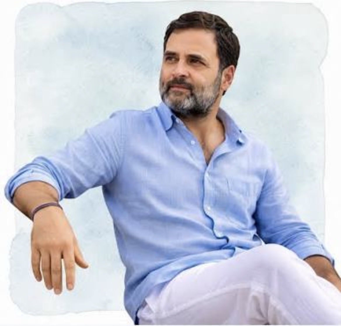 badka_lekhak's tweet photo. 💙
Good Morning
#RaGa♥️
#RaGa_Paglu🫠
#RaGa_Forever💞 https://t.co/wyIGr4eXMy