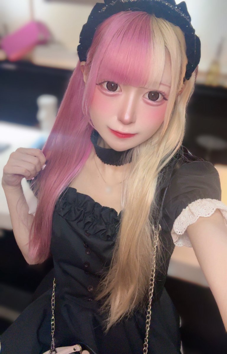 BH_yuyu___'s tweet photo. 出勤しました꒰՞ .  ̫ .՞꒱"

21じまで@andlove_akb https://t.co/5N5665bhdj