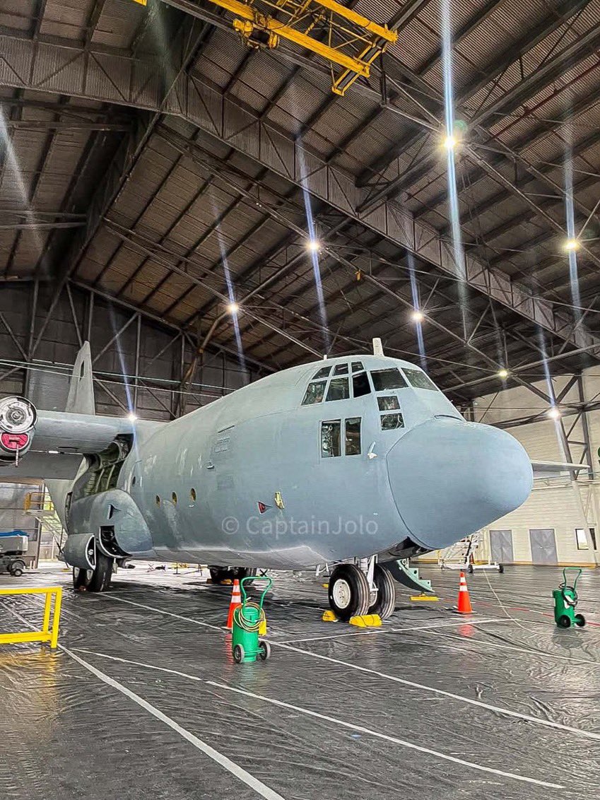 PhilippMonitor's tweet photo. What seems to be the 220th Airlift Wing C-130B Tail No. 3633, previously reported to remain inactive in Cebu for years, is now undergoing a technical inspection and repairs, indicating an effort to bring the aircraft back into service. https://t.co/9fEnzZyDId