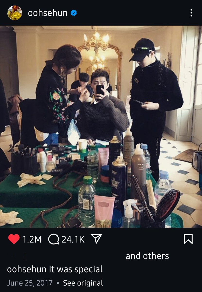 myeolysh's tweet photo. "It was special" (with Junmyeon in frame)

Junmyeon purposely joined Sehun to Paris bc Sehun couldn't join him on a previous trip to Switzerland so they planned the Paris trip together instead. Junmy accompanied sehun to his photoshoot too. 🧡💙
#SEHO Paris date https://t.co/g5wvsNLko8
