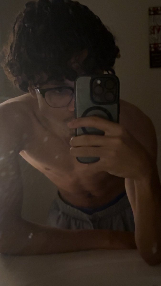 joshodayy's tweet photo. who wants this lightskin dih 😏

https://t.co/ZgZf6wd6Ds https://t.co/hfzqrHuYMe