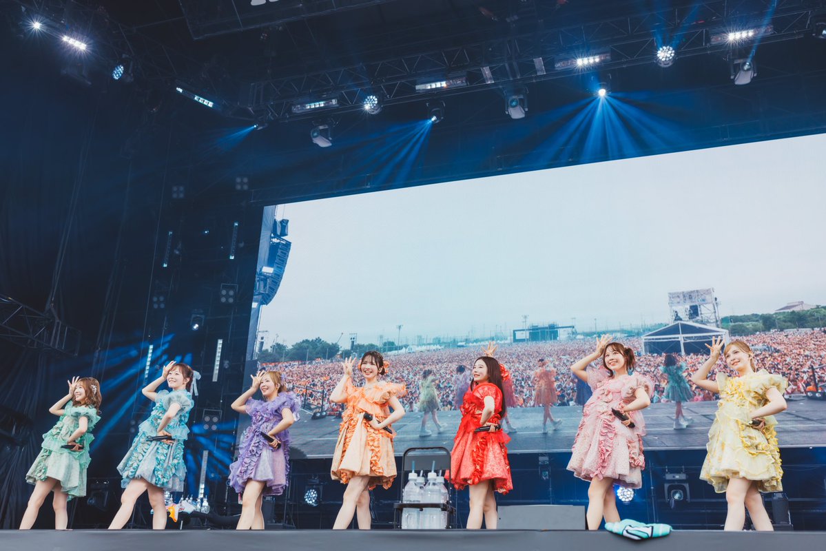 FRUITS_ZIPPER's tweet photo. 🔥🎤 #ロッキン セットリスト🎤🔥

📅9月13日(日)
ROCK IN JAPAN FESTIVAL 2026
📍会場：千葉市蘇我スポーツ公園

⊹ ࣪˖ ┈┈ ˖ ࣪⊹セットリスト⊹ ࣪˖ ┈┈ ˖ ࣪⊹

☀️はちゃめちゃわちゃライフ！
🌈NEW KAWAII 
☀️ピポパポ
🌈ぶちかませよ！
☀️ぴゅあいんざわーるど
🌈成長期なので。
☀️完璧主義で☆
🌈1,2,3,FOOOOUR

⊹ ࣪˖ ┈┈ ˖ ࣪⊹〈GRASS STAGE 〉⊹ ࣪˖ ┈┈ ˖ ࣪⊹  

みなさんの大きな声がたくさん聞こえました‼️

🎧FRUITS ZIPPERを聴く
https://t.co/Lzr0SYht4K

@rockinon_fes　
#FRUITSZIPPER #ふるっぱー
#フルーツジッパー