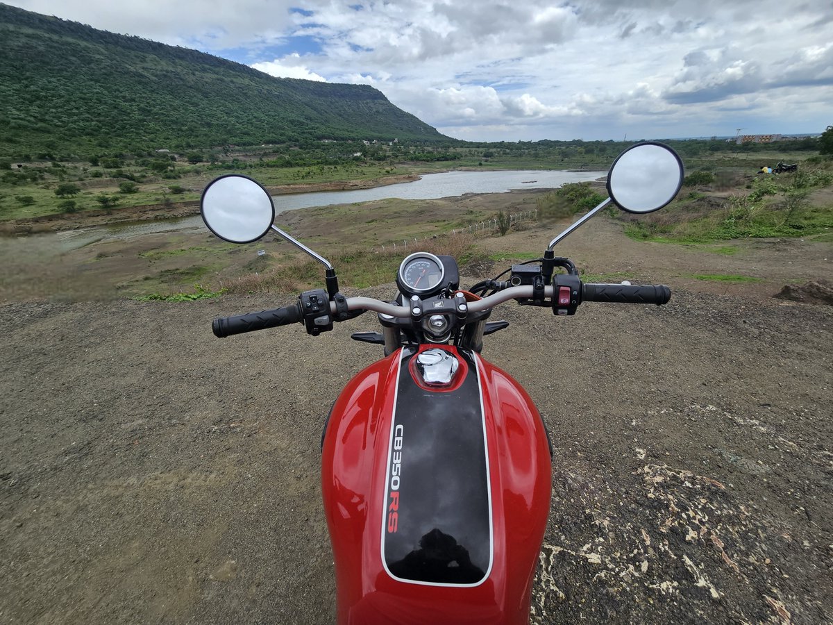 sidmanale643's tweet photo. good day to own a motorcycle https://t.co/8yUQo0YyYl