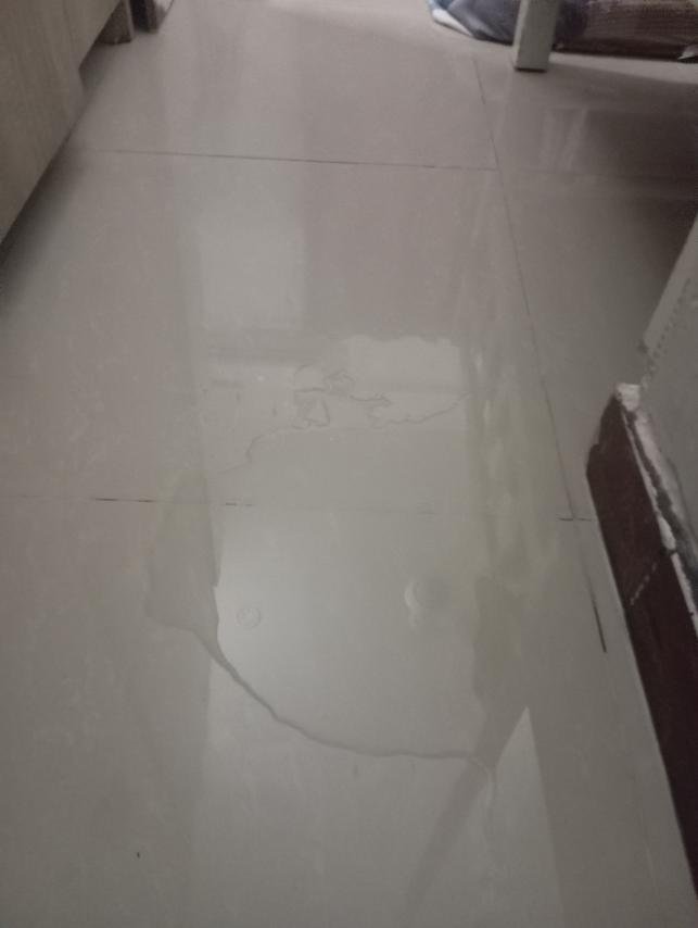 mxameer's tweet photo. @hdcmaldives 
@MHLUDmv 
@hrcmv
@mvpeoplesmajlis 
@AdhadhuMV @Mihaarunews 
@presidencymv @MMuizzu
@IbrahimShujaau @HusseinSharyf 
Konme mahaku 1000/- mantance ah naga barabarah kuli dahkaa eahkamku mee 704 ge haalake @hdcmaldives sakuva kuriyas alhaanulaa . https://t.co/kVbY53mM84
