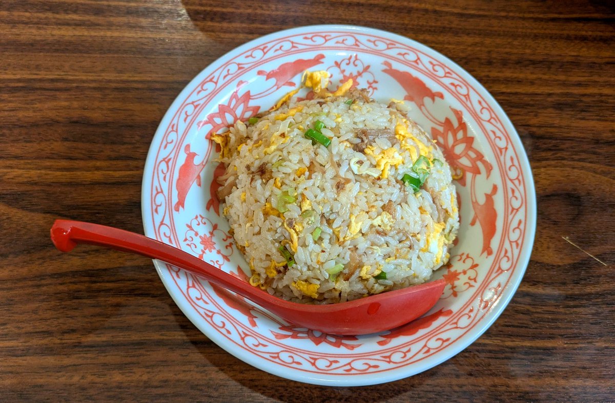 Shift_11111111's tweet photo. 煮豚月見うどん 炙り番長
・煮豚月見うどん
・絶品！煮豚炒飯
#炙り番長 #うどん #愛知 #碧南 https://t.co/1UylYchxUX
