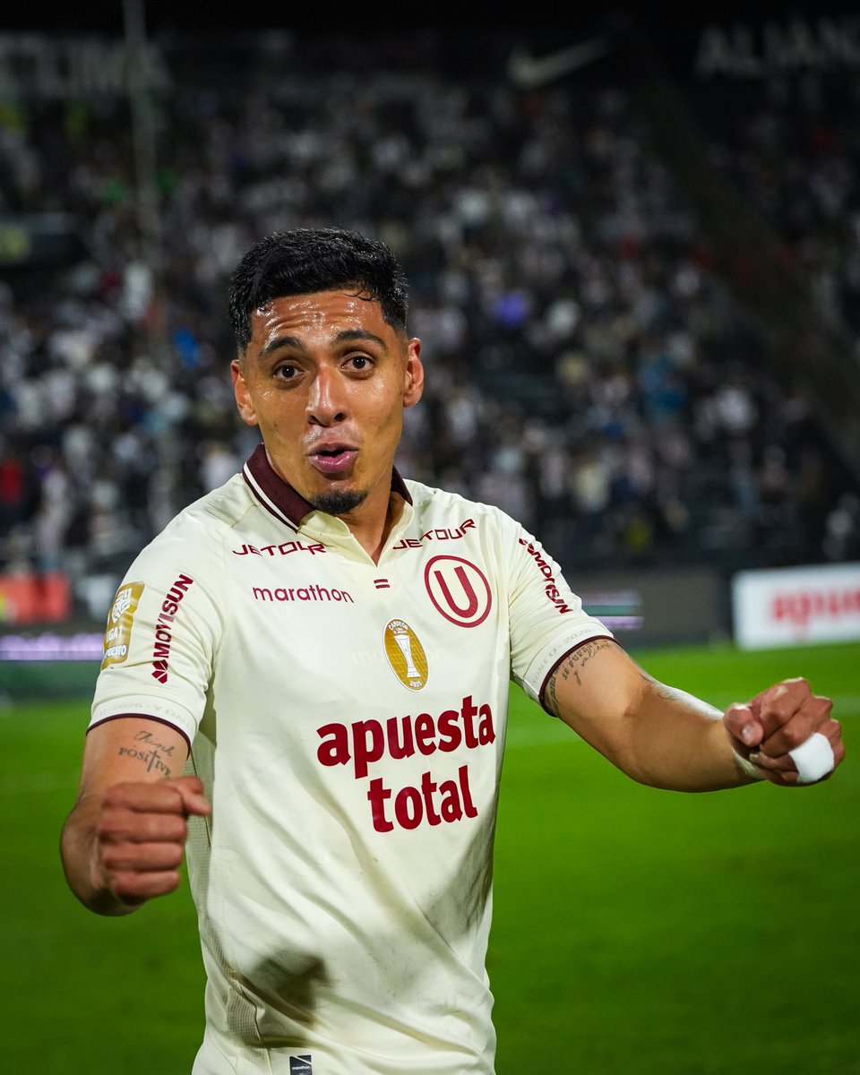 Universitario's tweet photo. 𝗘𝗦𝗧𝗢 𝗘𝗦 𝗟𝗔 Ⓤ 💛❤️

#ConLaUsiempre
#UnaHistoriaDeGrandeza https://t.co/hkEjhp0LWb