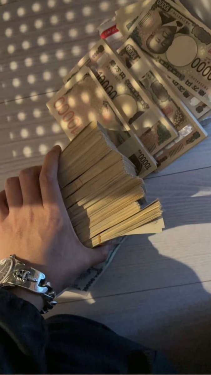 web3focus156071's tweet photo. これだけあれば数日はもちますか？？

①助けて
②不要です

#paypay 
#japan 
#tokyo https://t.co/GbHgUQiupK