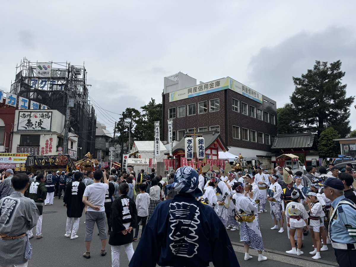 choyuOfficial's tweet photo. 長崎神社例大祭
椎名町駅前 https://t.co/wZlJgdWD4H