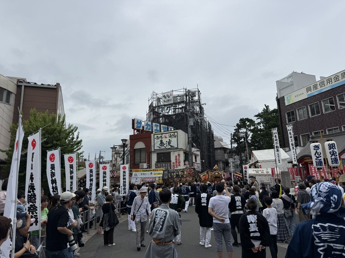 choyuOfficial's tweet photo. 長崎神社例大祭
椎名町駅前 https://t.co/wZlJgdWD4H