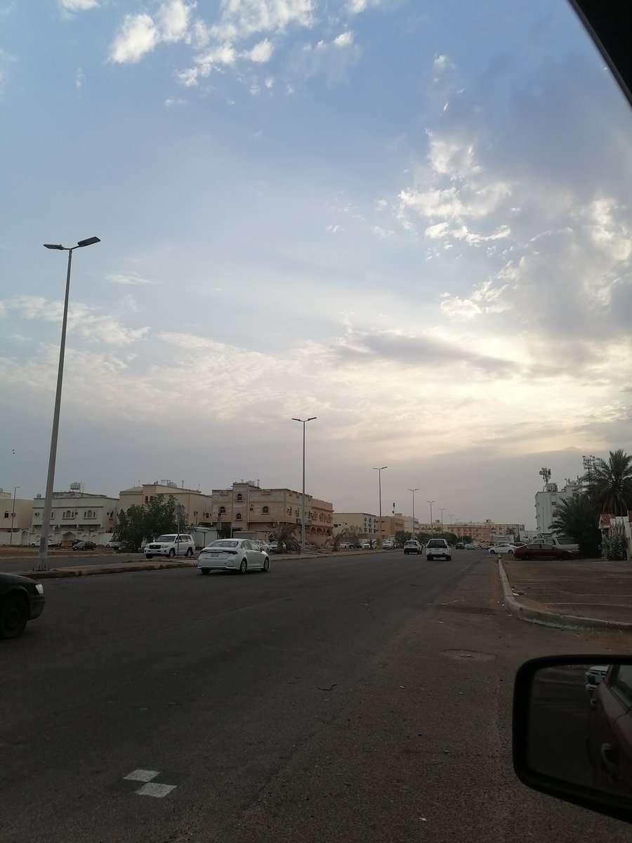 ddd_4's tweet photo. زان جوك يا #ينبع
اصبعي قاط بأفضل صوره بس بنزلها https://t.co/mVNvXks9zF