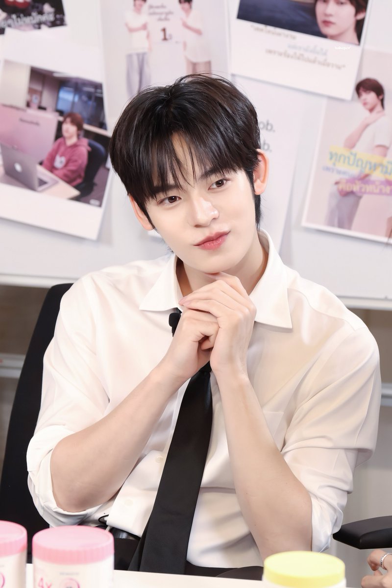 babepippor's tweet photo. ลักษณะ : ยิ้มหวาน ตาแป๋ว
คุณสมบัติ : ขี้อ้อน น่ารัก ใจดี 🥺💗

𐙚 #Porsuppakarn ˖ ࣪⊹ https://t.co/rI6UkjWpqm