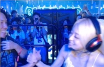 DisguisedToast tweet picture