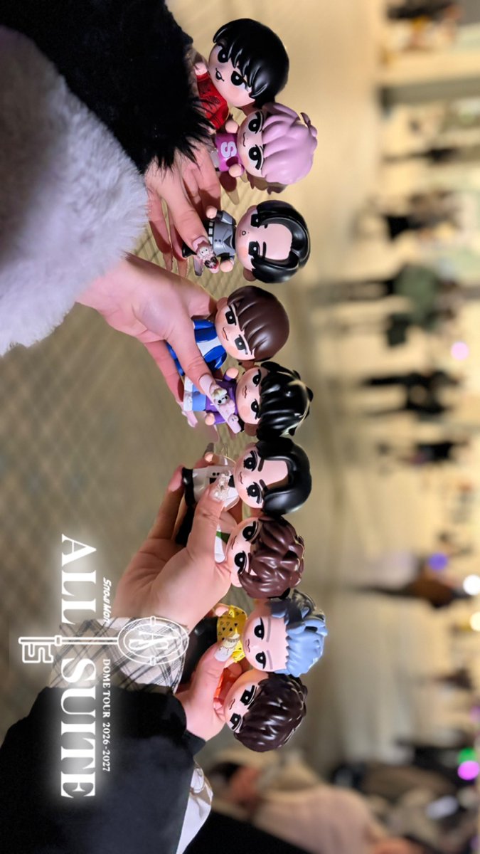 xoxotachunyan's tweet photo. SnowMan DOMETOURALLSUITEフレーム
1枚目のもの９色あります✨
ぜひ保存してご使用ください💜
 #SnowMan #深澤辰哉 #ALLSUITE https://t.co/8eXlfezzaL