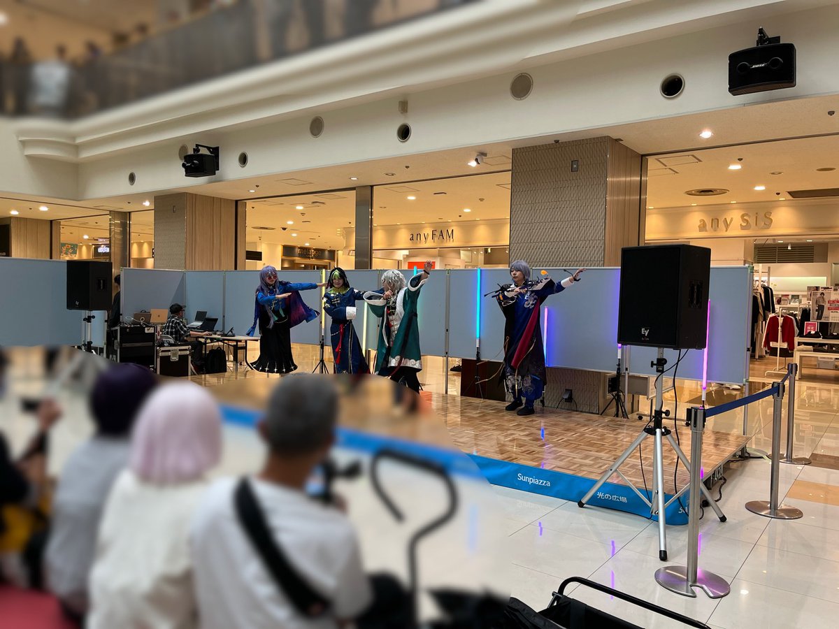 shinsatsucos's tweet photo. 📢エキシビジョン開催中！📢
開会式が終了し、現在エキシビジョンを行っています！
コスプレイヤーの皆さんによるパフォーマンスをぜひ見に来てください✨
#シンサツコス　#シンサツコス4 https://t.co/On3HJkytmB