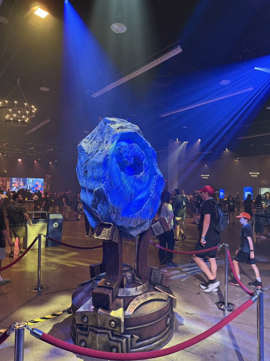 bluesparks's tweet photo. Blizzcon Day 1 #blizzcon https://t.co/3H8ssMjIkw
