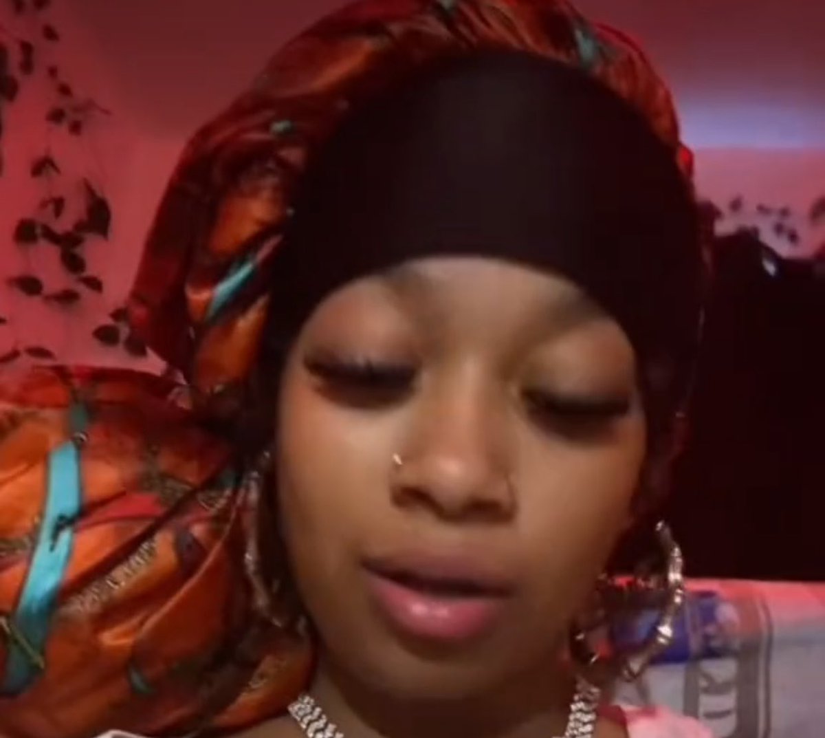 aaliyahktxsfan's tweet photo. @Aaliyahktxss video leak ����🔥 https://t.co/lUYPMm5mPP