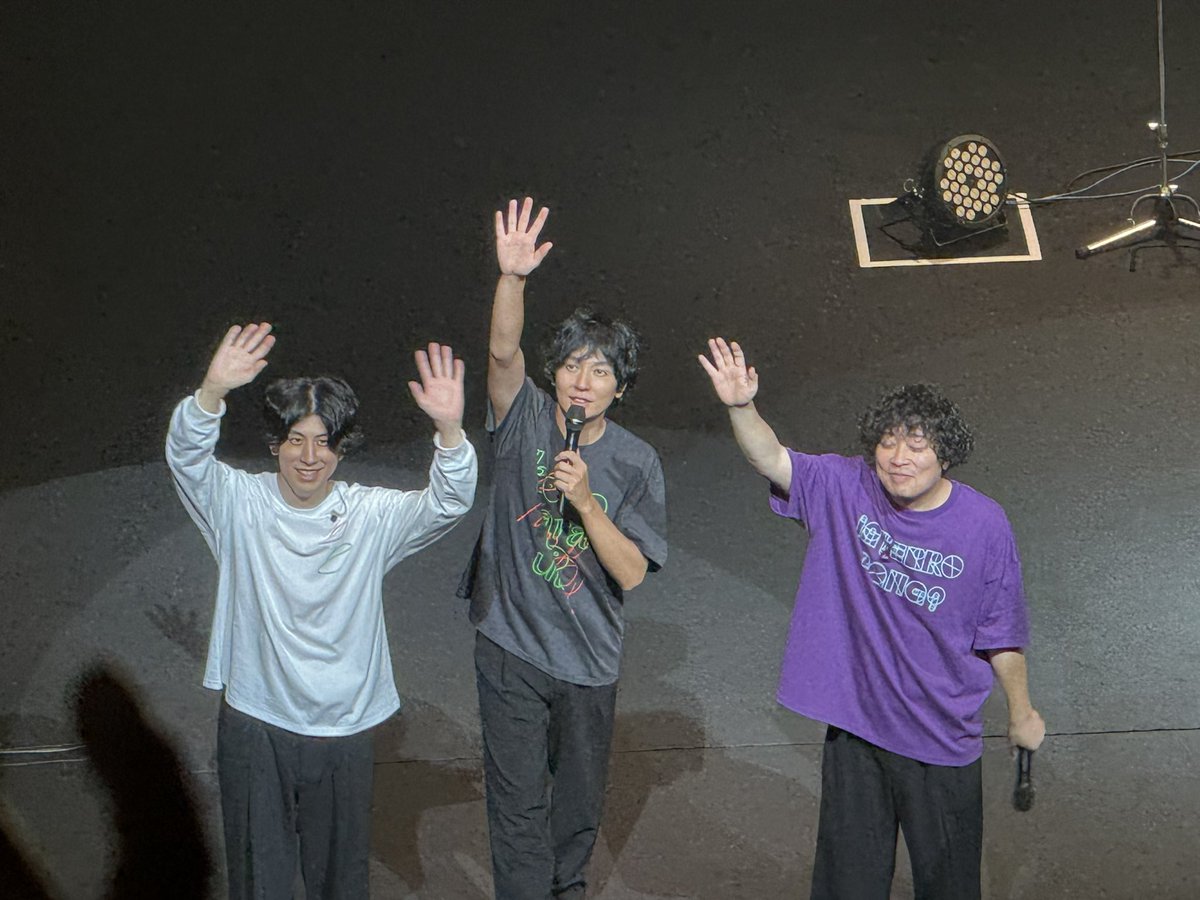 outa0522_IBD's tweet photo. 同じこと書いてる人もいたけど、今回のflumpoolツアーやばい。杉ちゃんもMCで言ってたけど、まじで解散するんか？この人たちってなるくらいに詰め込まれすぎてて熱い。ここ数年で一番アツイセトリでは？これから行く人、次の日の脚が筋肉痛で終わることを覚悟で行ってください！
#flumpool https://t.co/mPMG9wvuNz