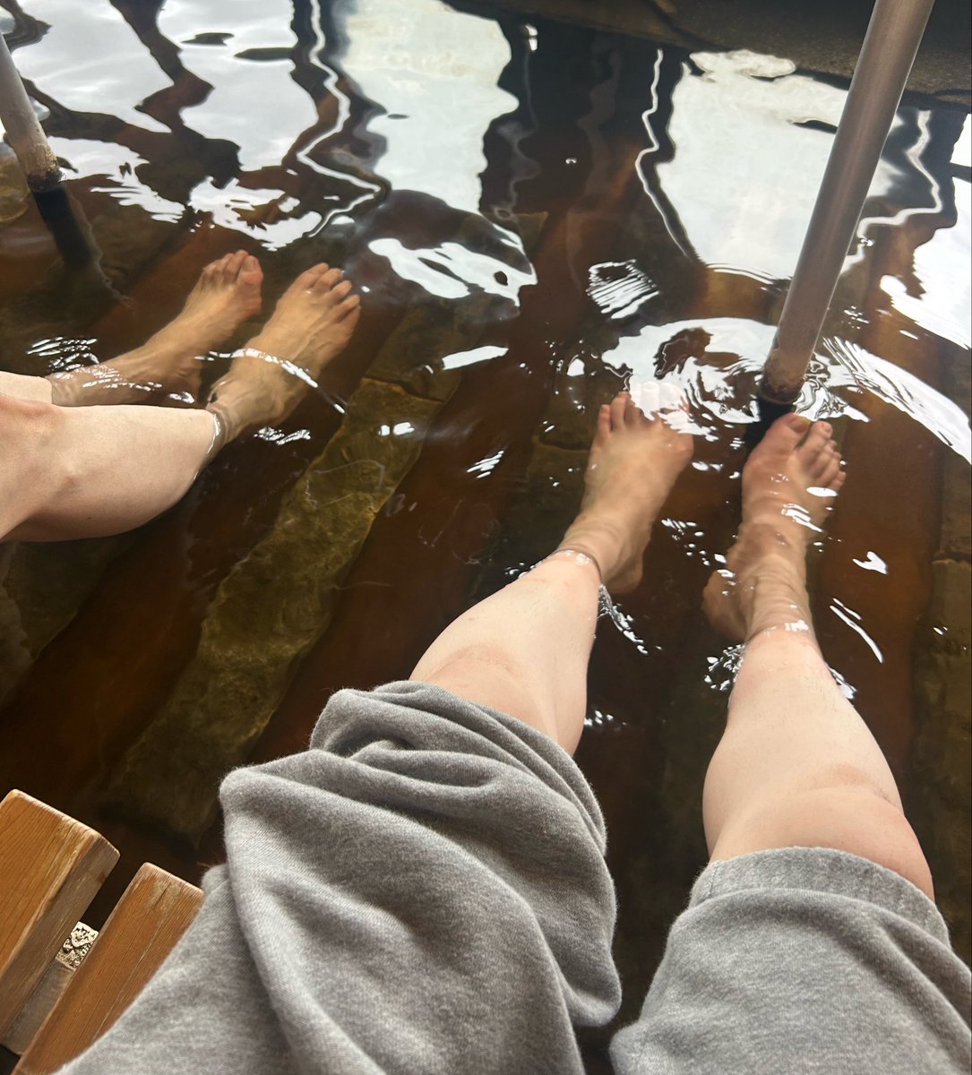 Rima_dndt's tweet photo. あつすぎて靴下履いてるみたいになる https://t.co/THu7ZAIaQ2
