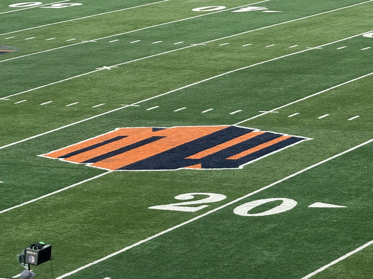 Garcia_25's tweet photo. @AdrianBroaddus @SSN_UTEP @600espnelpaso @UtepZay @stevekaplowitz @SalMOEnilla @TBM_JY Wasn’t able to make it to The District. Can I still get a Miner Talk shirt?
Anyway, good win for The Miners. Another BIG test at Michigan next week. Just hoping to come out injury free. #MinerTalk #GoMiners #MountainWest https://t.co/c53FULtWlJ