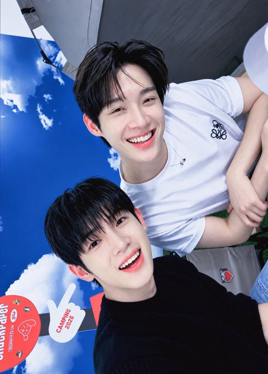siuology's tweet photo. Cedihhh biasanya hari minggu liatin fm mereka🥹

#ParkSiwoo #KimYoonsik https://t.co/VhbQOShPRM
