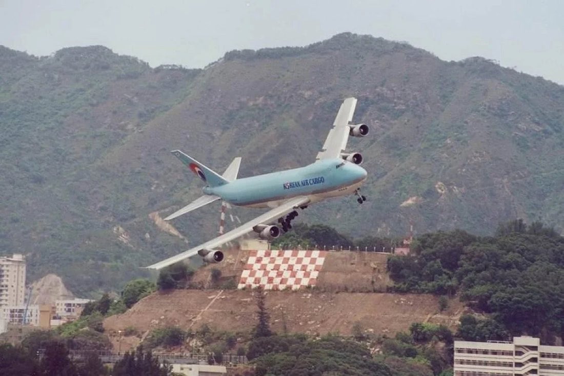 miami_rick's tweet photo. Fascinating piece of Hong Kong aviation history. To those who flew it, hats off to you… https://t.co/ksMw3Nytm0