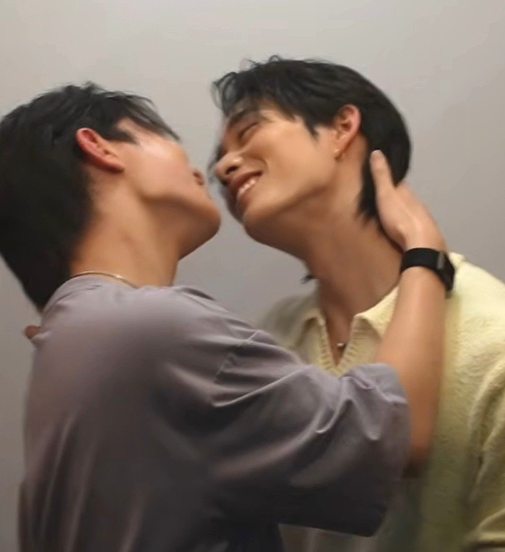 miwilliest_'s tweet photo. williamest 😭✨️💙 https://t.co/3gna5kVmeD