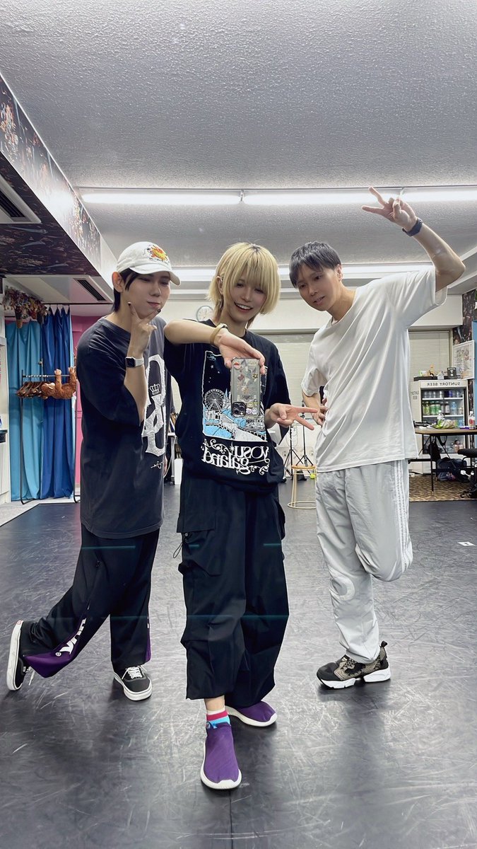 832KOBO's tweet photo. 昨日は #832KOBO メンズ組（？）でダミー撮影でした！✌️ https://t.co/HnEYSGPrr6