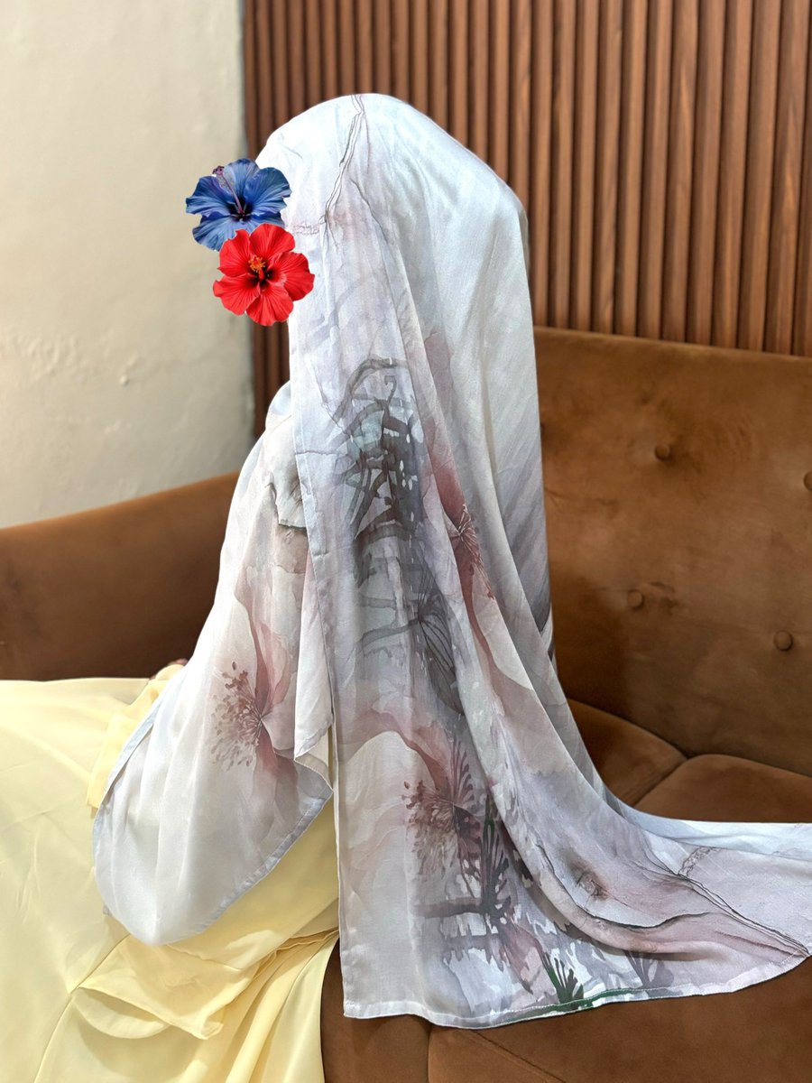 asapisaa's tweet photo. real pict pemakaian untuk lihat warna &amp; drape-nya ♡ ↓
variasi: blunerra, silvermist,rosy https://t.co/QHV4mNEu4p