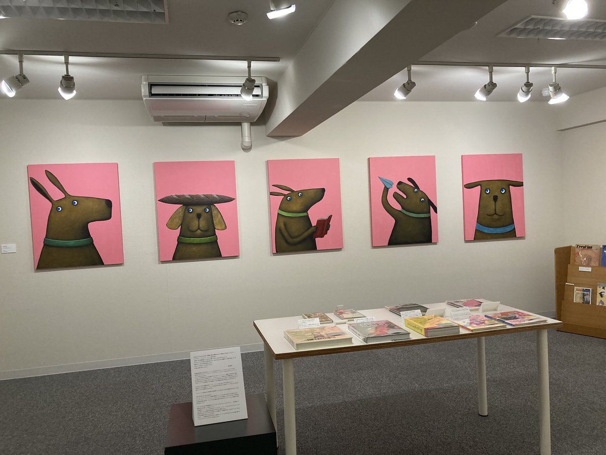 passionLJK's tweet photo. いま、美術館にいるんだけど展
桐生市　大川美術館　最終日

コレクション展では
黄金テンペラの模写作品

ミロやエルンスト瑛九、
デュシャン、マグリット

ポスター展で亀倉雄策コーナー

盛りだくさんでした♪

#いま美術館にいるんだけど 
#大川美術館 
#松本竣介
#唐澤龍彦 
#亀倉雄策 https://t.co/gO55MsOTzr