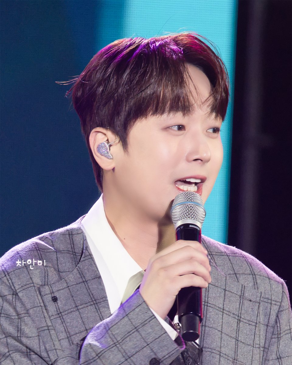 cha_anmi_2's tweet photo. 26/09/11 #창녕양파마늘가요제 #이찬원 #LeeChanWon (사진모음8) https://t.co/OBbuBaqo2U