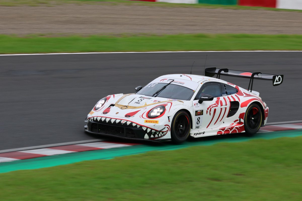 suzuka_event's tweet photo. GAAAAAAOOOOOOO!!!!
 #IGTC #鈴鹿1000km #SUZUKA1000km #GT3ガオー https://t.co/aOXYVW7OUL